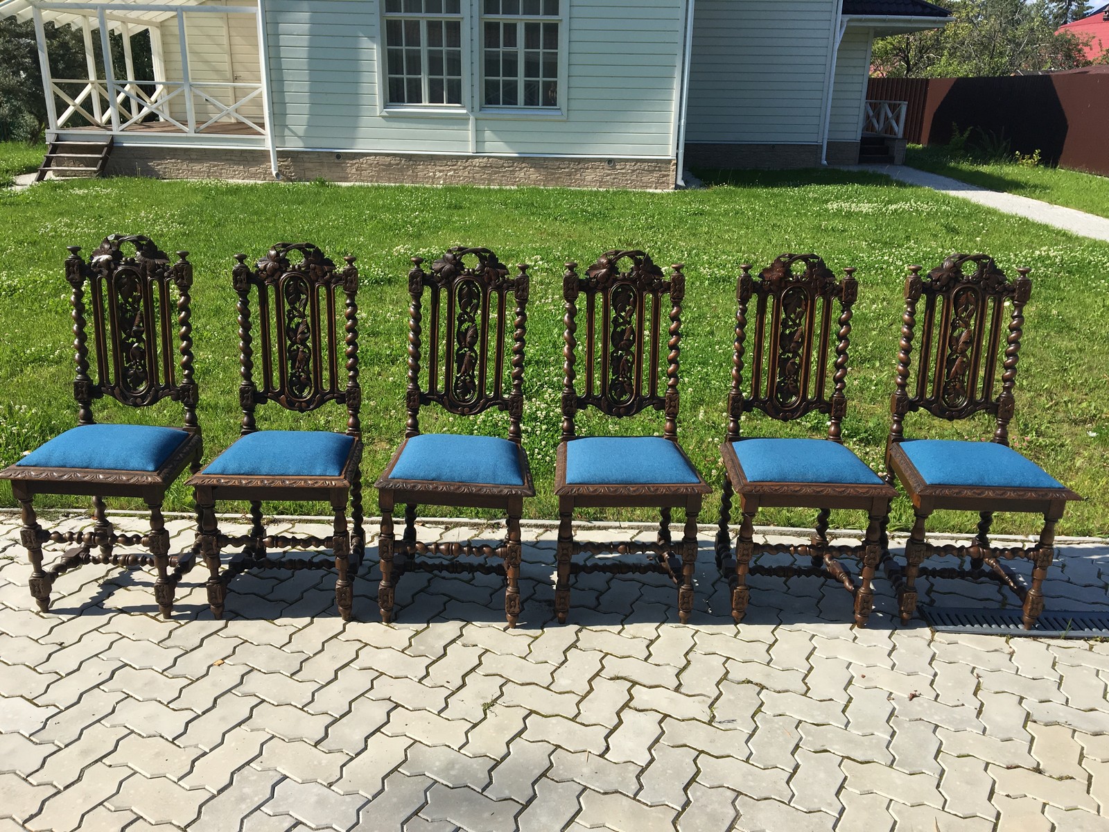 Комплект 6 стульев. Стул в стиле Возрождения.